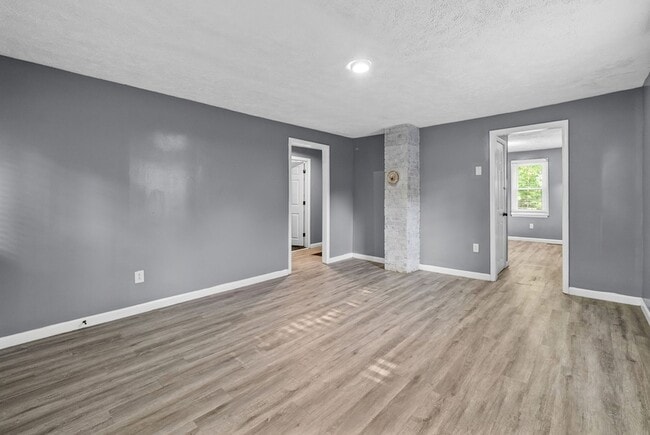 Foto del edificio - 715 Elder St