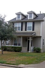 Building Photo - 6223 Gillian Park Dr