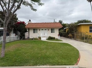 Building Photo - 6137 Camellia Ave