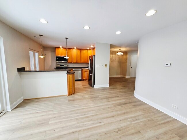 Foto del edificio - 1550 Sandpebble Dr