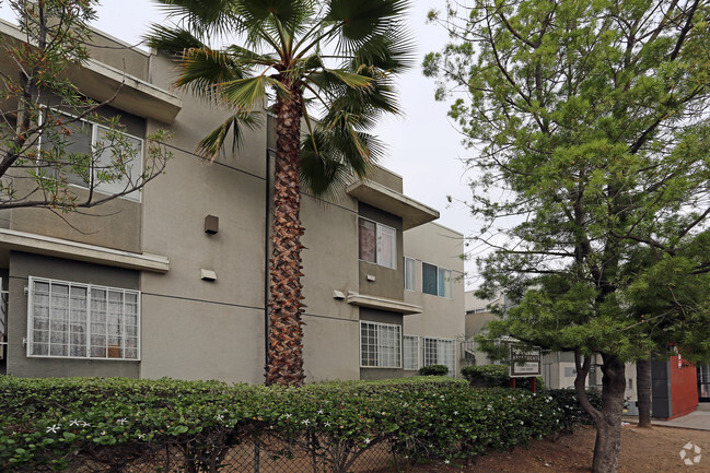 Building Photo - Palm Gardens Apartments