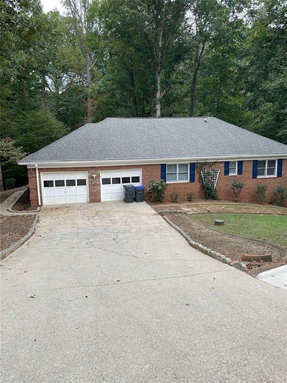 Building Photo - 2166 Lake Ridge Terrace