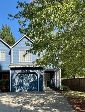 Building Photo - 18507 SW Muirfield St