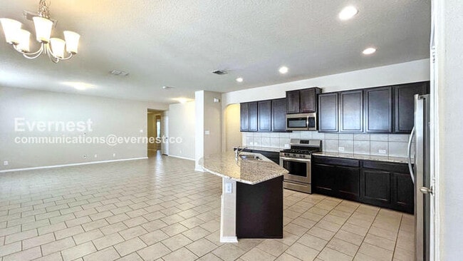 Foto del edificio - 2511 Barbwire Wy