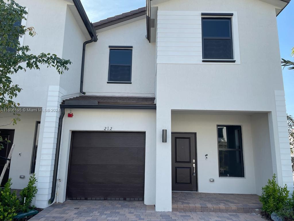 Primary Photo - 212 SW 159th Terrace