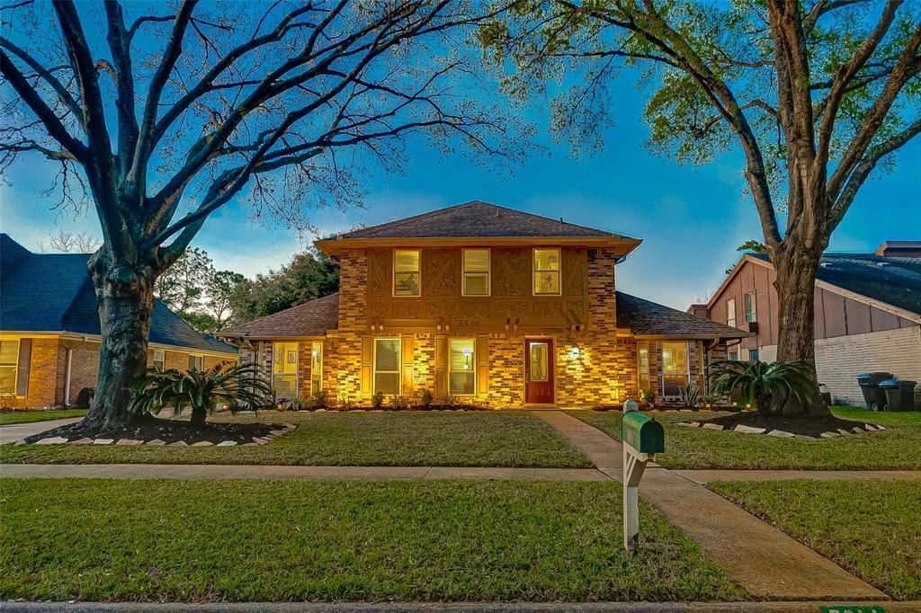 Foto principal - 5914 Don White Ln
