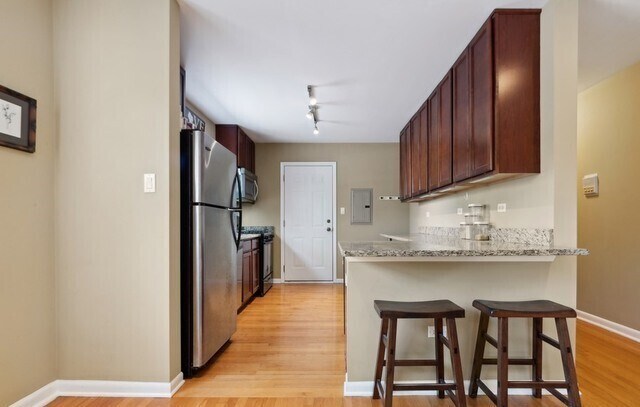 Foto del edificio - 2145 Ridge Ave