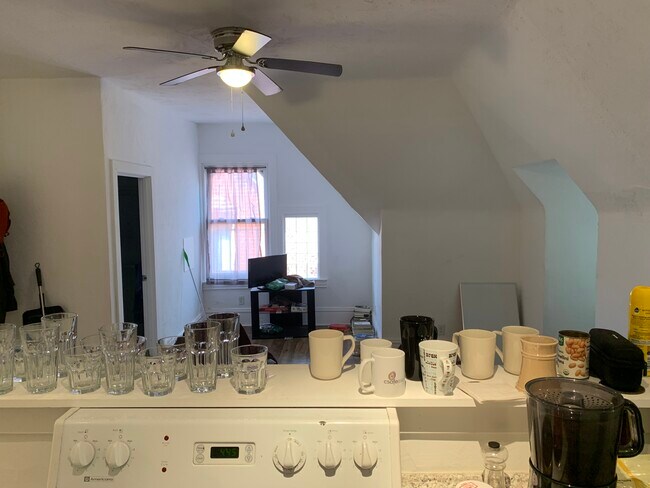 View from kitchen into living room - 351 Stratford Ave