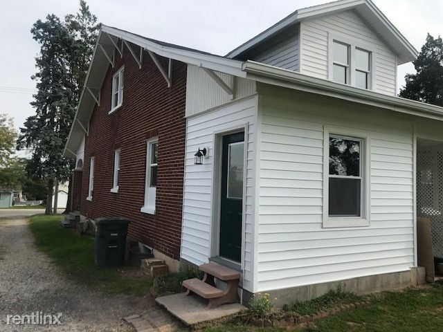 Building Photo - 2 br, 1.5 bath Townhome - 2086 Hilton Ave