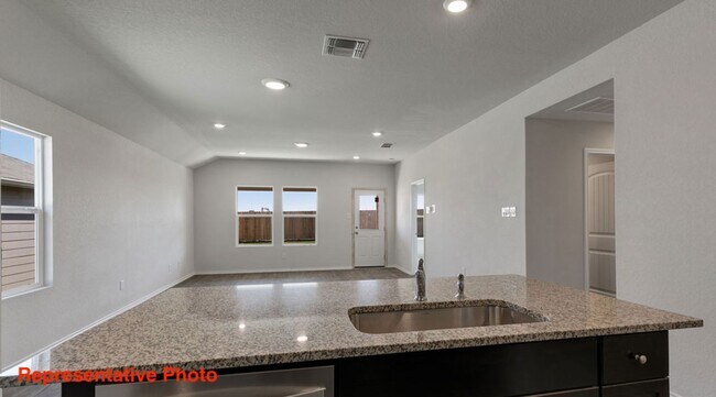 Foto del edificio - 4 BR/ 2BA - 1612 SF - Seguin in Arroyo Ranch!