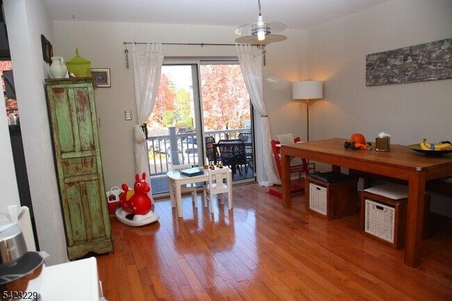 Foto del edificio - 17 Castle Dr