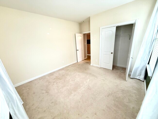 Building Photo - 2857 Cross Landing Dr