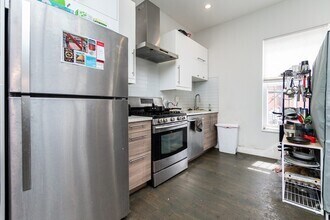 Building Photo - 78 Forest St