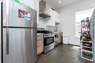 Building Photo - 78 Forest St