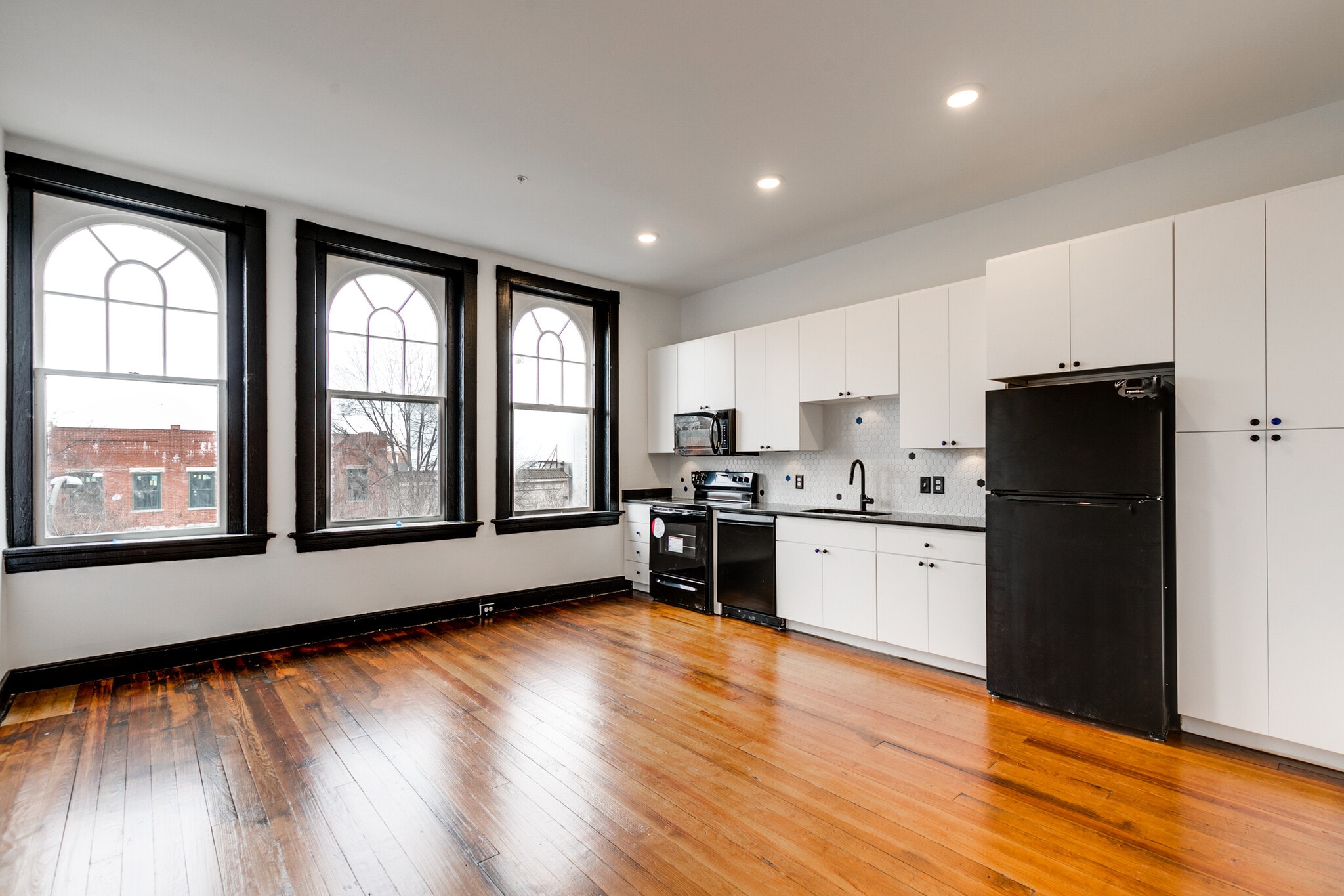211 E Broad St, Richmond, VA 23219 - 211 E Broad St Richmond, VA 23219 ...