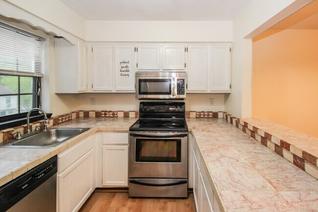 Foto del edificio - 4 Aspetuck Vlg