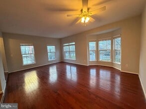 Building Photo - 6641 Creek Point Way