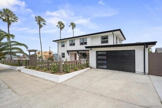 Building Photo - 4420 Voltaire St
