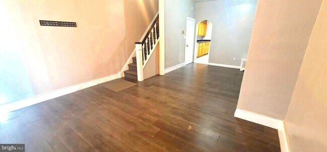 Building Photo - 1451 S Etting St