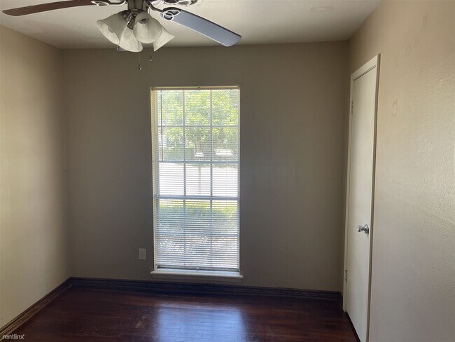 Foto del edificio - 3 br, 1 bath House - 910 Saint Vincent Street