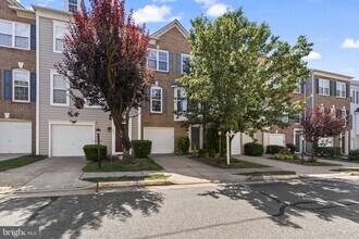 Building Photo - 6385 Levtov Landing