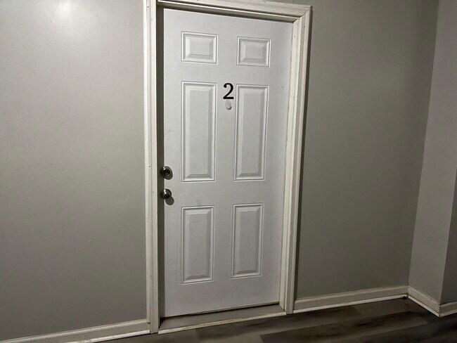 Foto del edificio - 729 E Maple St