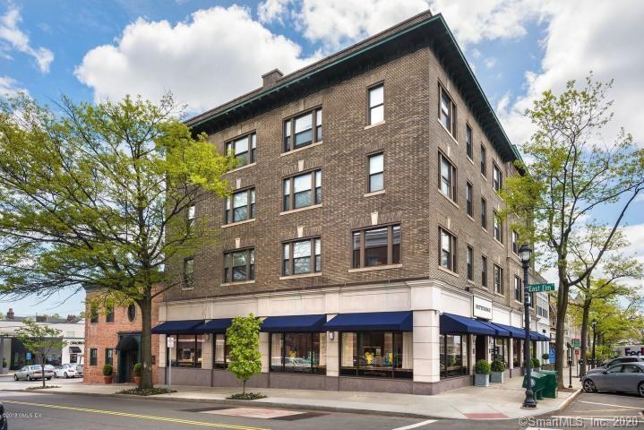 Primary Photo - 2 E Elm St