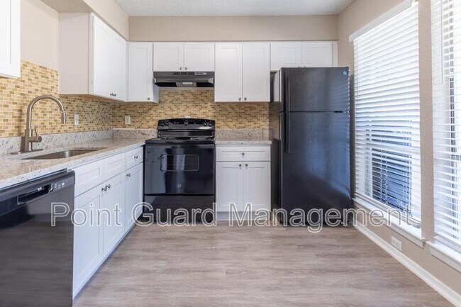 Building Photo - 2240 Ridgmar Plaza - 43
