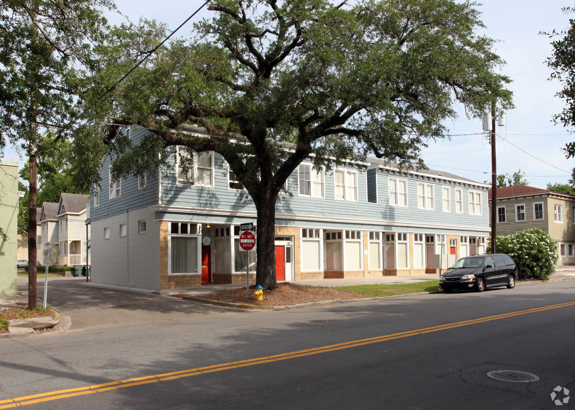 Primary Photo - Green Growth 1 Historic Apartment Homes