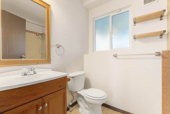 Foto del edificio - Great Home with Lots of Upgrades in a Great Location!