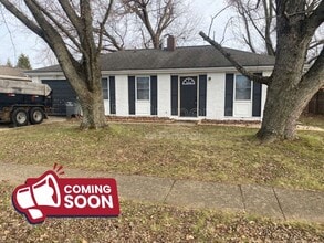 Building Photo - 1822 W St Louis Dr