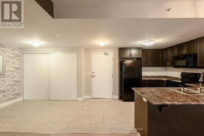 Photo du bâtiment - 67 Kingsbury Square