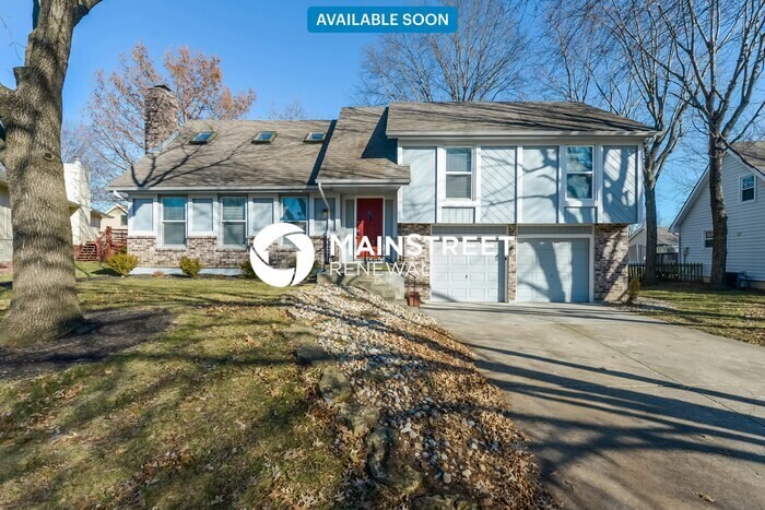 Foto principal - 4 Bedroom Pet-Friendly Home in Lees Summit...