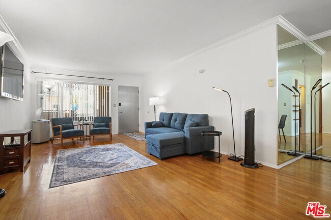 Foto del edificio - 757 Ocean Ave