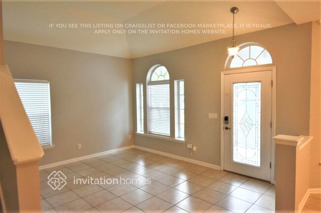 Foto del edificio - 5775 Brush Hollow Rd