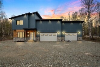 Building Photo - 7404 N Paw St