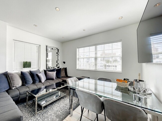 Foto del edificio - 825 Jimmy Buffett Mem Hwy