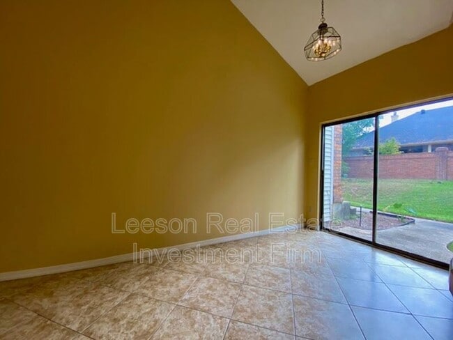 Foto del edificio - 9221 Ellerbe Rd