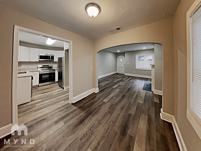 Foto del edificio - 1376 Westmont Rd SW