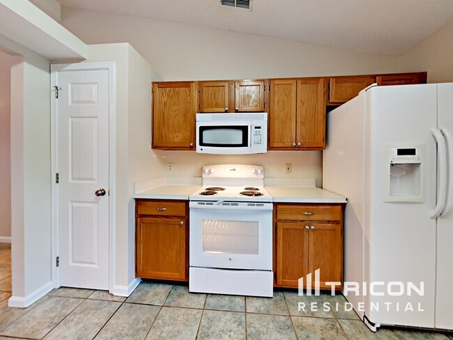 Building Photo - 2827 Tuscarora Tr