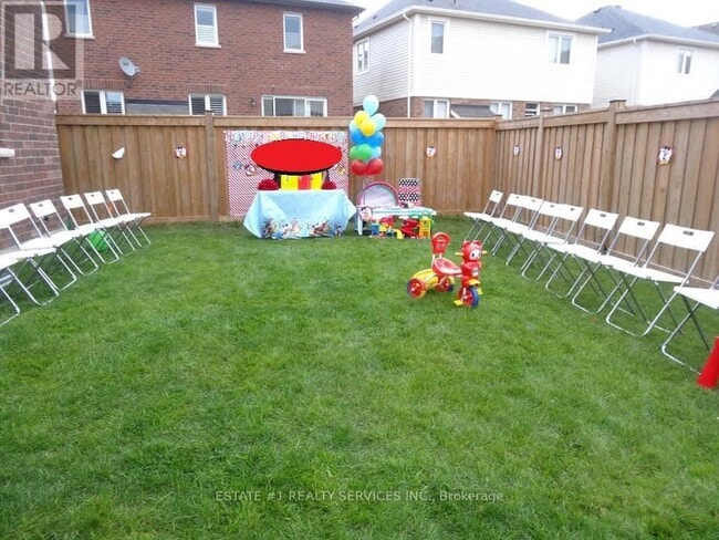 Building Photo - 3 Allium Rd