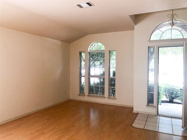 Building Photo - 3316 Texas Topaz Dr