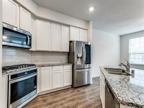 Building Photo - 2444 Siskiyou St