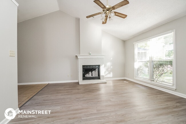 Building Photo - 2669 Bay Pointe Cir W