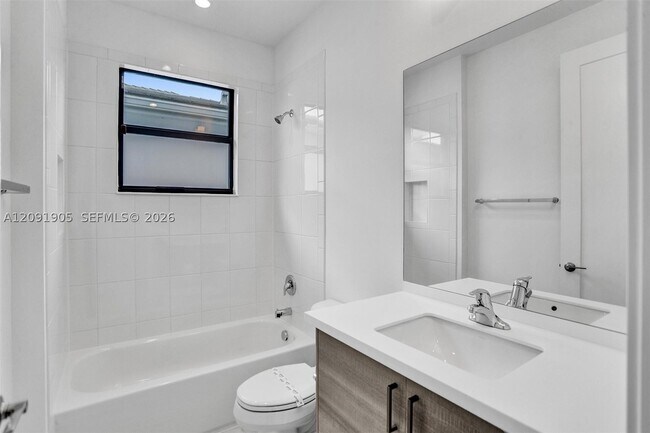Building Photo - 17185 Teton River Rd