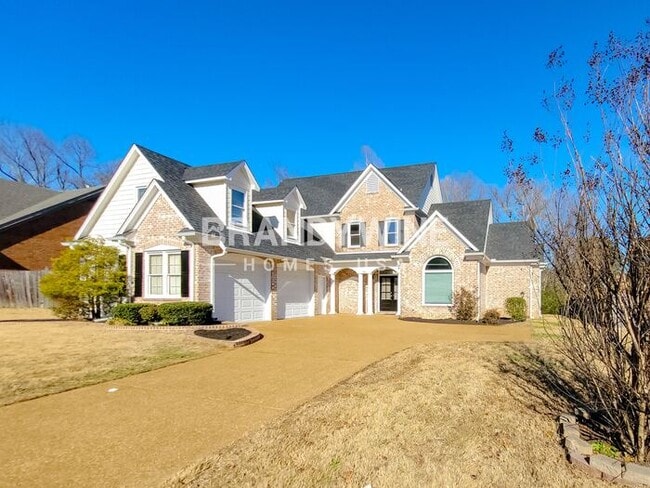 Building Photo - 9088 Fenmore Cove