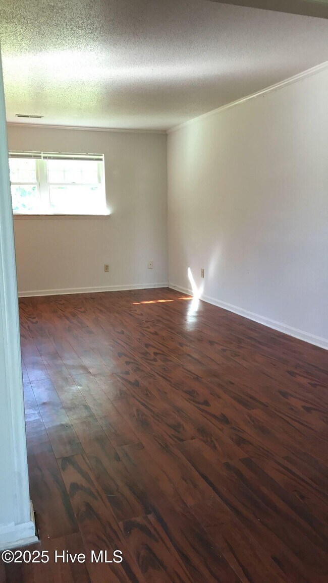 Foto del edificio - 109 Baysden Dr