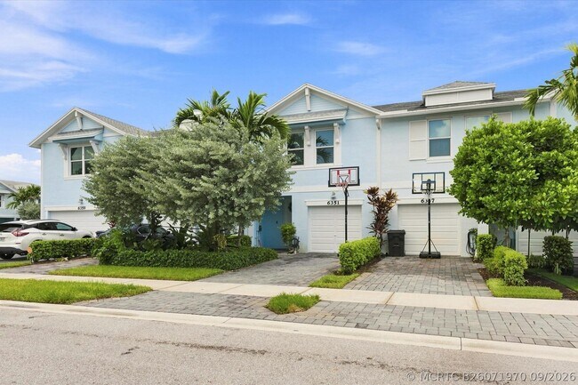 Building Photo - 6351 Sailpointe Ln