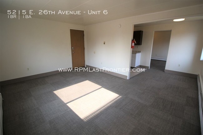 Building Photo - 5215 E 26th Ave