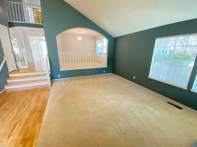 Building Photo - 4 Bed 2.5 Bath Home In San Ramon